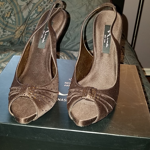 🎉Beautiful Brown Heels🎉 - Picture 2 of 4